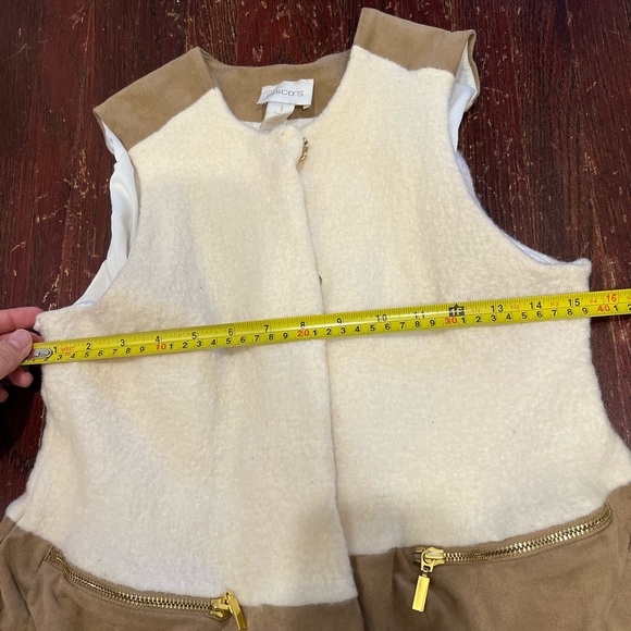 White wool and brown suede vest - Picture 5 of 8
